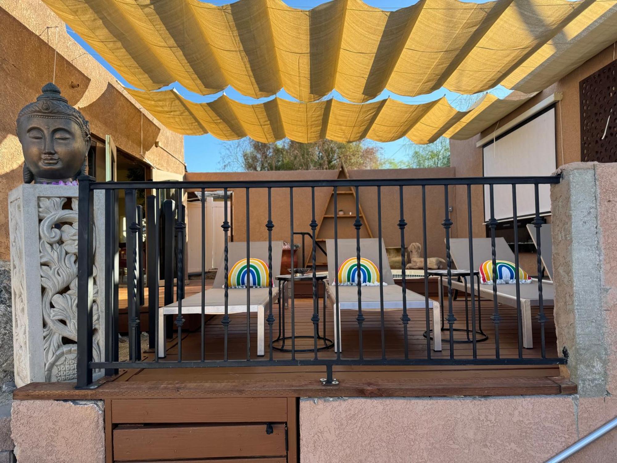 מלון דזרט הוט ספרינגס Mi Kasa Hot Springs 420,Adults Only, Clothing Optional מראה חיצוני תמונה
